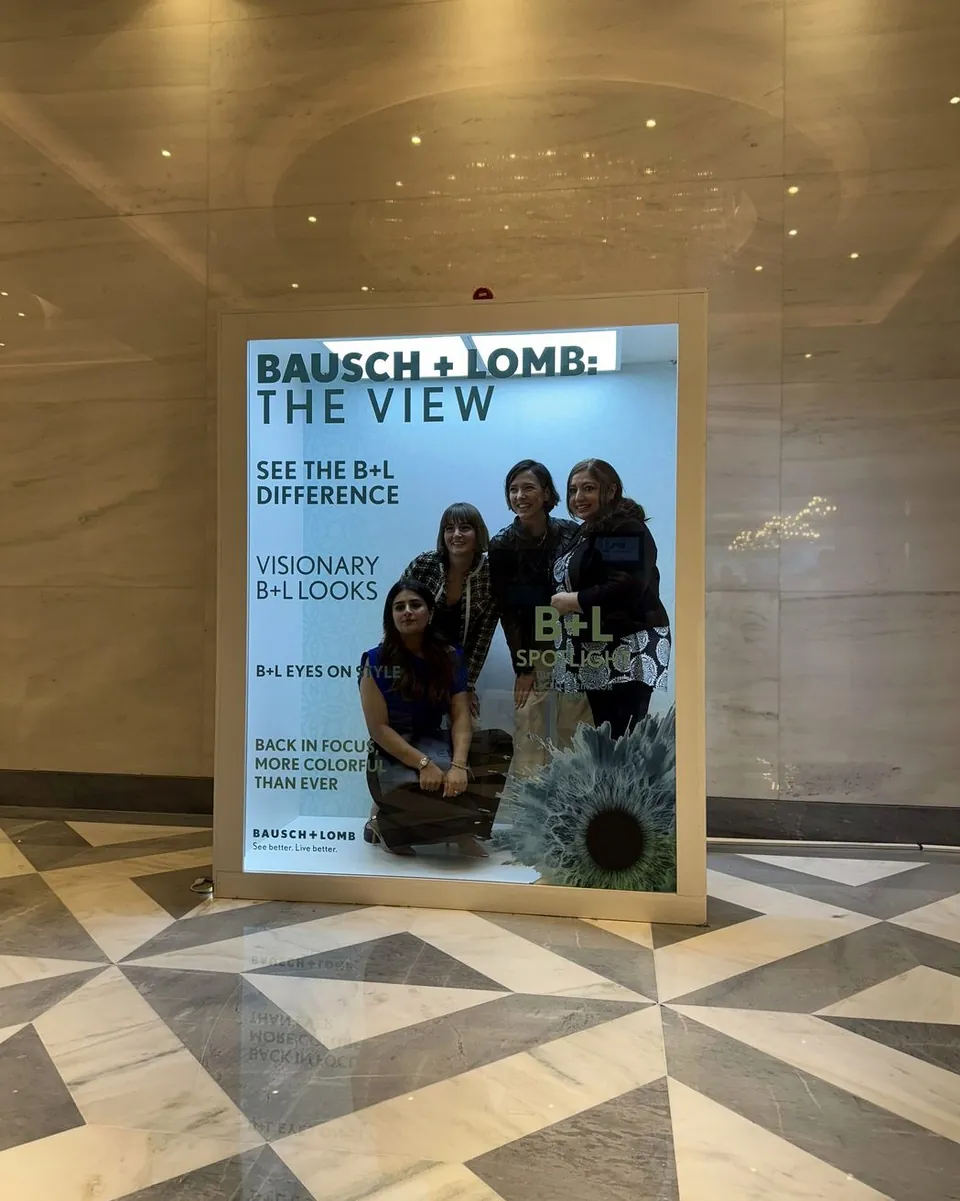 Magazine Cover Booth